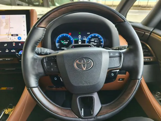 Toyota Vellfire Z PREMIER 2024 — миниатюра 5