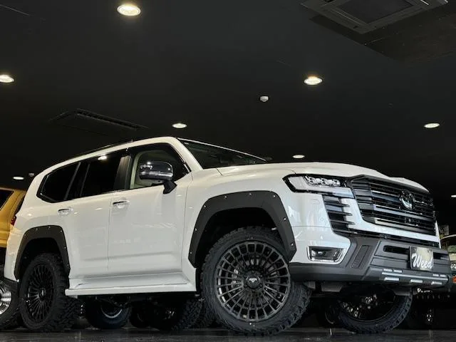 Toyota LAND CRUISER ZX 2024 — миниатюра 3