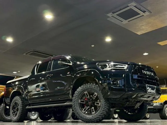 Toyota Hilux Z GR SPORT 2023 — миниатюра 4