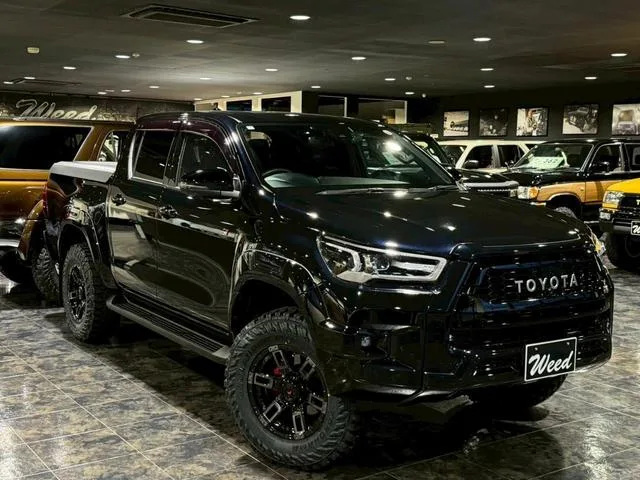 Toyota Hilux Z GR SPORT 2023 — миниатюра 5