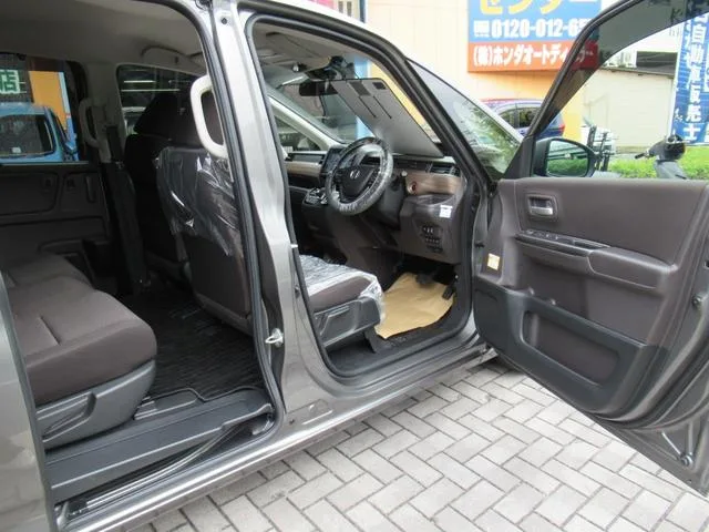 Honda FREED PLUS HYBRID HYBRID G 2023 — миниатюра 4