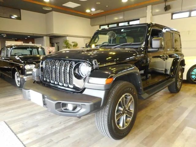 Chrysler Jeep JEEP WRANGLER UNLIMITED SAHARA 2024 — фото 1, купить с доставкой в Москву