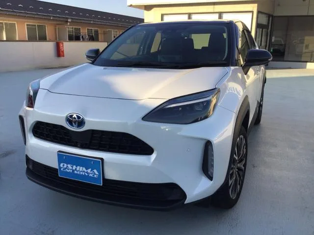 Toyota YARIS CROSS HYBRID Z 2022 — фото 1, купить с доставкой в Москву