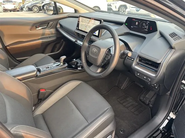 Toyota PRIUS Z 2024 — миниатюра 5