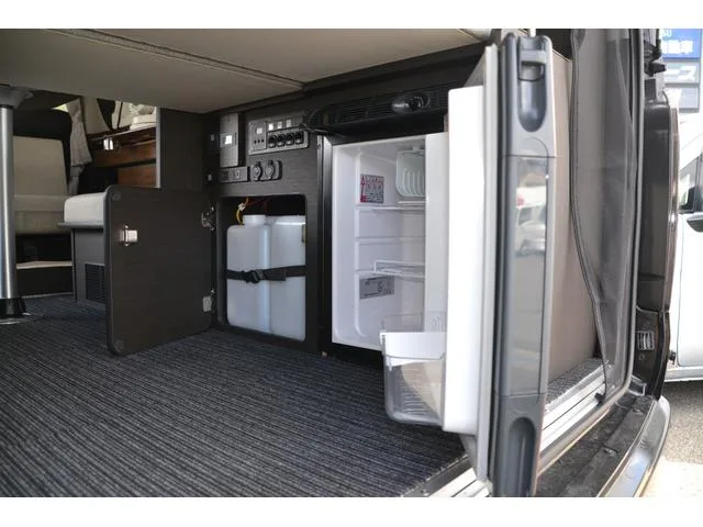 Toyota HIACE WAGON 2022 — миниатюра 3