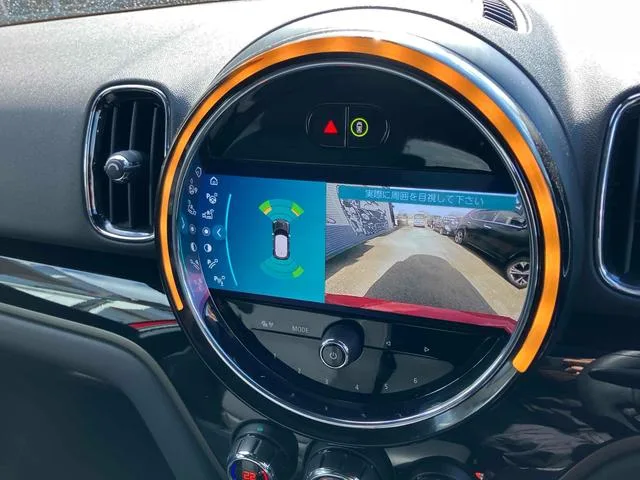 MINI MINI COOPER SD CROSSOVER ALL4 2022 — миниатюра 2