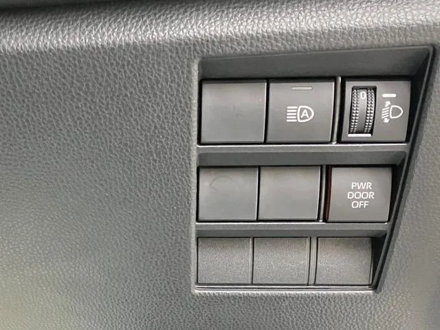 Toyota VOXY HYBRID S-G 2023 — миниатюра 3