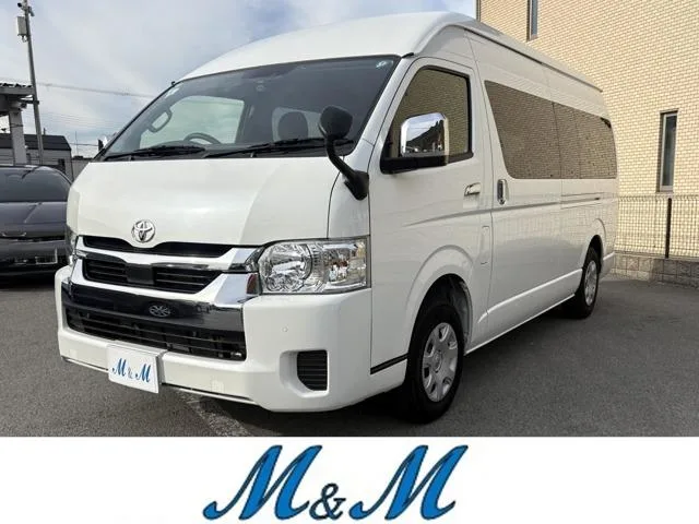 Toyota HIACE WAGON GRAND CABIN 2024 — фото 1, купить с доставкой в Москву