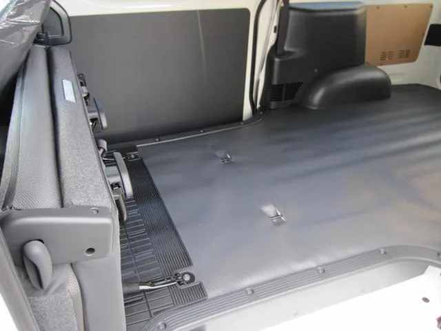 Toyota HIACE VAN LONG DX GL PACKAGE 2025 — миниатюра 5