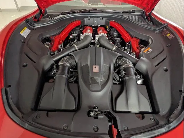 Ferrari ROMA SPIDER BASE GRADE 2026 — миниатюра 4