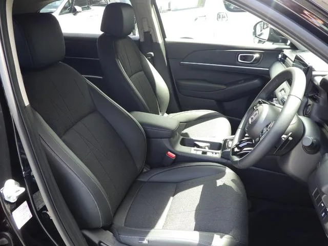 Honda VEZEL E:HEV Z 2026 — миниатюра 2