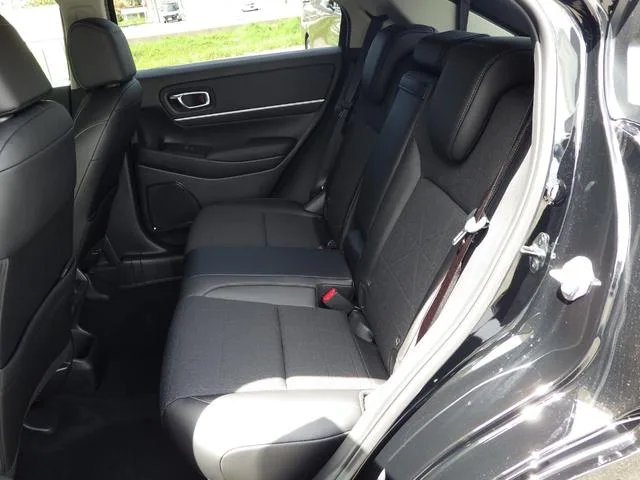 Honda VEZEL E:HEV Z 2026 — миниатюра 3