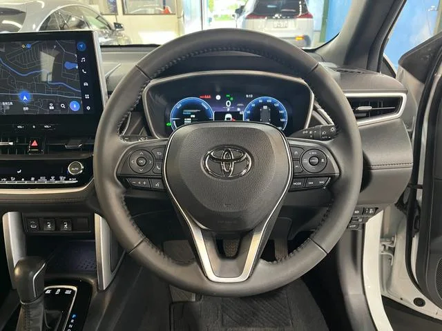 Toyota CorollaCross HYBRID Z 2024 — миниатюра 5