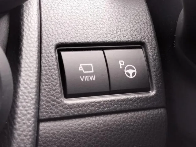 Toyota PRIUS Z 2023 — миниатюра 5