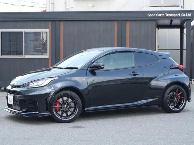 Toyota GR YARIS RZ HIGH PERFORMANCE 2025 — миниатюра 5