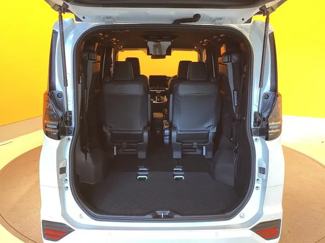 Toyota VOXY HYBRID S-Z 2025 — миниатюра 5