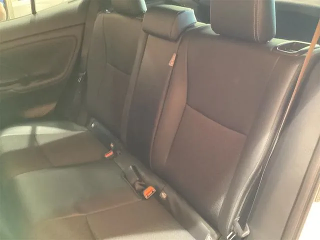 Toyota YARIS CROSS HYBRID Z 2025 — миниатюра 5