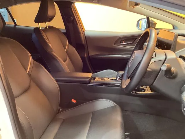 Toyota PRIUS Z 2023 — миниатюра 5