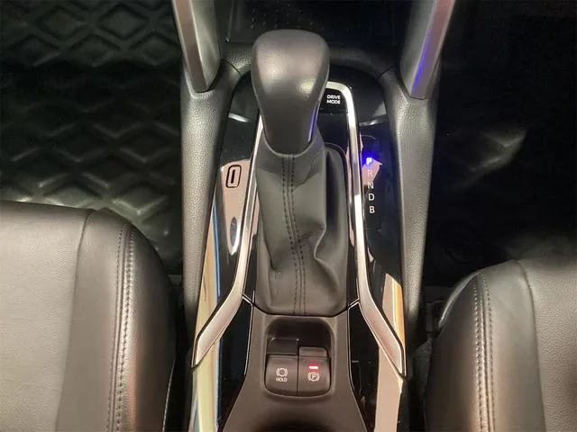 Toyota CorollaCross HYBRID Z 2022 — миниатюра 3