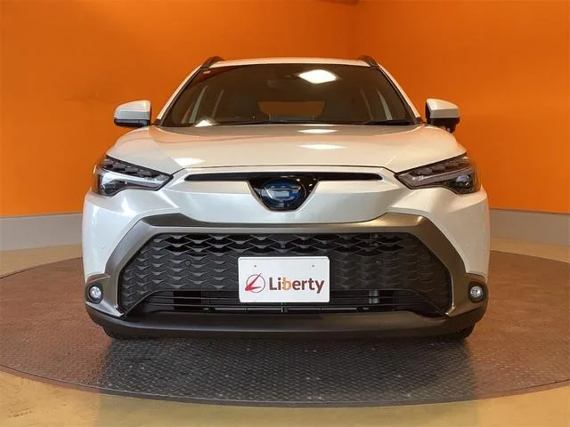 Toyota CorollaCross HYBRID Z 2023 — миниатюра 4