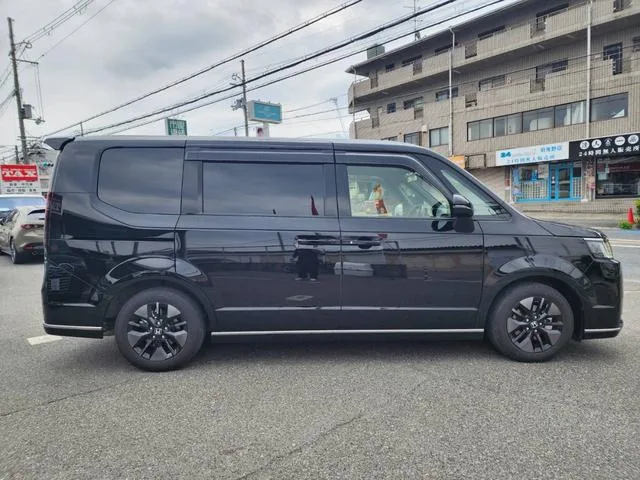 Honda STEPWAGON SPADA 2023 — миниатюра 3