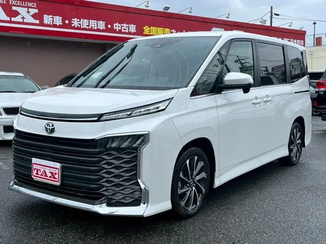 Toyota VOXY S-Z 2024 — фото 1, купить с доставкой в Москву