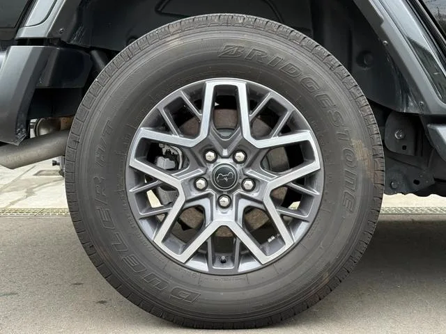 Chrysler Jeep JEEP WRANGLER UNLIMITED SAHARA 2024 — миниатюра 2