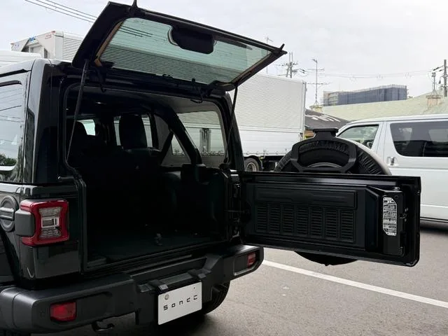 Chrysler Jeep JEEP WRANGLER UNLIMITED SAHARA 2024 — миниатюра 4