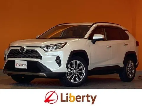 Toyota RAV4 2024 купить в Москве