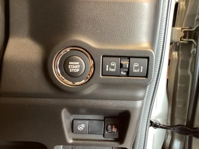 Suzuki SPACIA GEAR HYBRID XZ 2025 — миниатюра 3