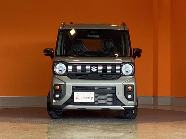 Suzuki SPACIA GEAR HYBRID XZ 2025 — миниатюра 4