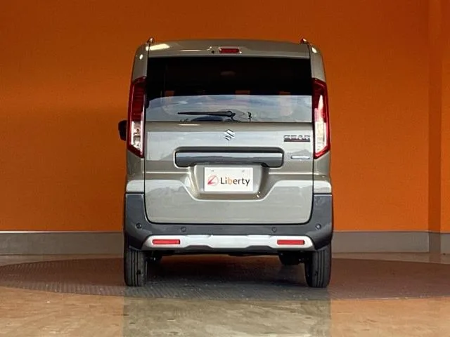 Suzuki SPACIA GEAR HYBRID XZ 2025 — миниатюра 5