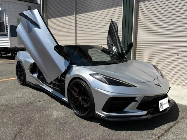 Chevrolet CHEVROLET CORVETTE 3LT 2023 — фото 1, купить с доставкой в Москву