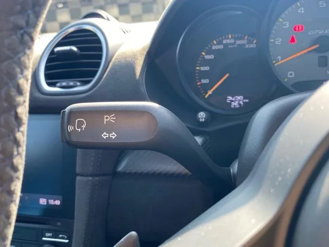 Porsche 718 CAYMAN 718 CAYMAN GT4 2022 — миниатюра 5