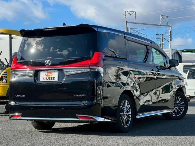 Toyota ALPHARD 3.5 EXECUTIVE LOUNGE S 2022 — миниатюра 5