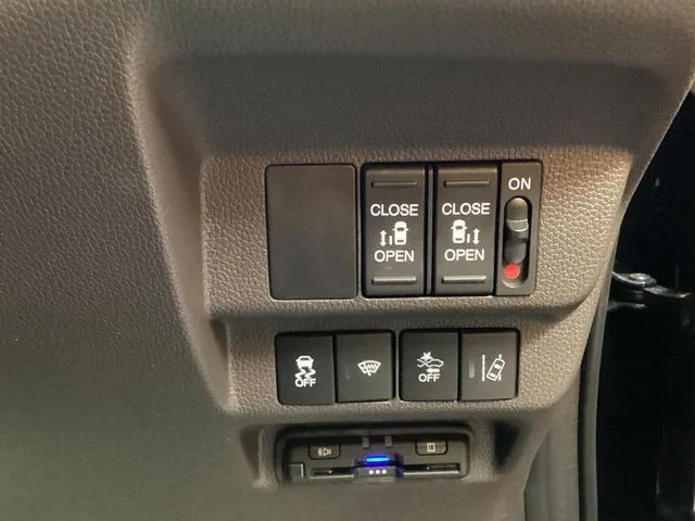 Honda FREED G 2023 — миниатюра 3