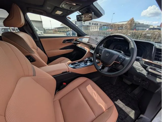 Toyota CROWN SPORT Z 2024 — миниатюра 3