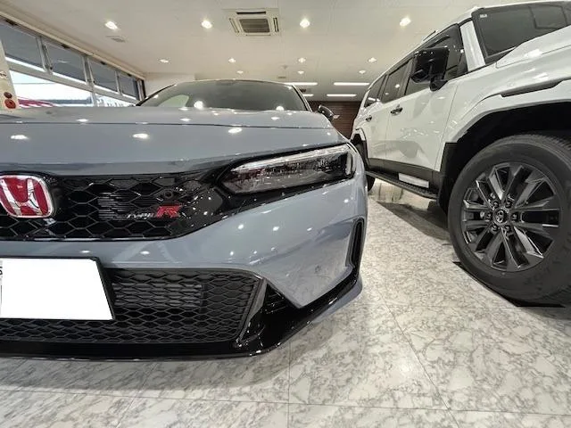 Honda CIVIC TYPE R RACING BLACK PACKAGE 2026 — миниатюра 4
