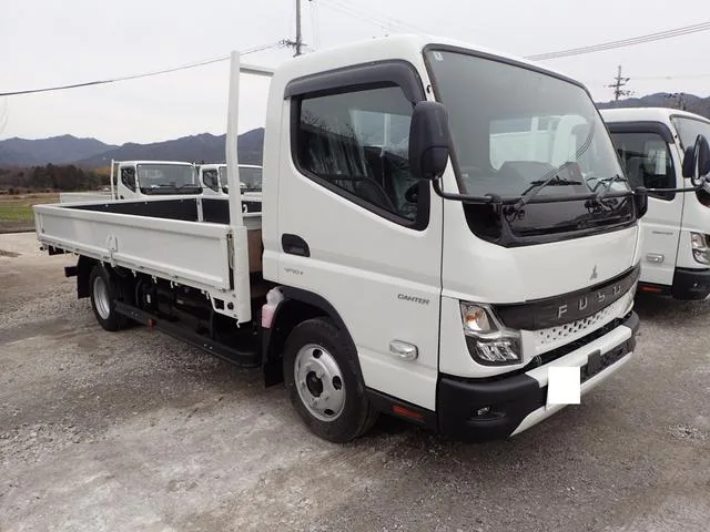 Mitsubishi Fuso CANTER 2025 — фото 1, купить с доставкой в Москву