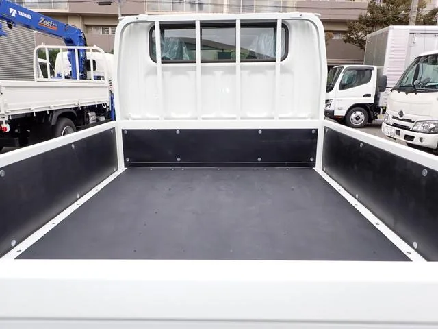 Mitsubishi Fuso CANTER 2025 — миниатюра 2