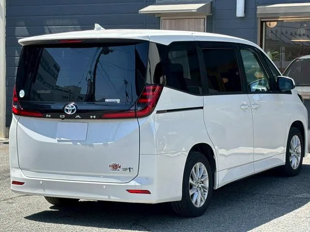 Toyota NOAH HYBRID G 2023 — миниатюра 3