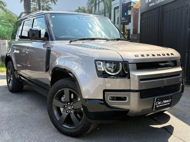 Land Rover DEFENDER 110X D300 2022 — фото 1, купить с доставкой в Москву