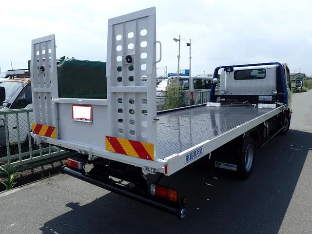 Hino DUTRO 2024 — миниатюра 2