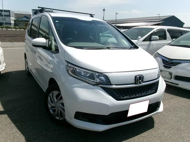 Honda FREED G 2023 — фото 1, купить с доставкой в Москву