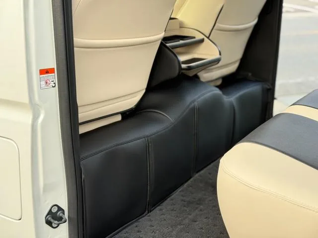 Toyota HIACE VAN SUPER GL DARK PRIME II 2024 — миниатюра 4