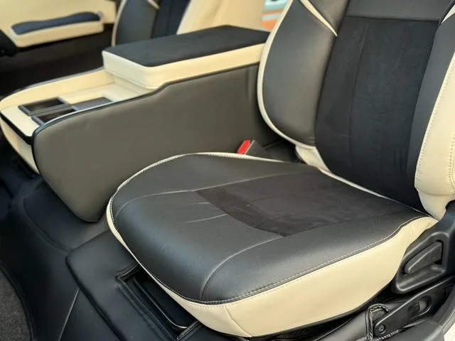 Toyota HIACE VAN SUPER GL DARK PRIME II 2024 — миниатюра 5