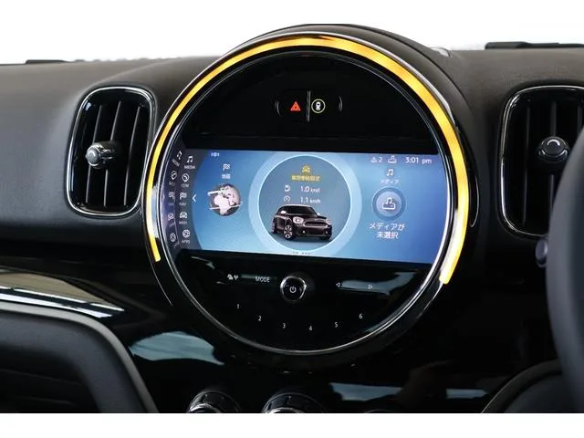 MINI MINI COOPER D CROSSOVER PREMIUM PLUS PACKAGE ESSENTIAL TRIM 2023 — миниатюра 5