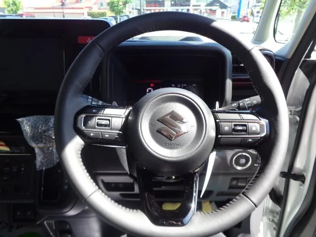 Suzuki SPACIA CUSTOM HYBRID XS TURBO 2026 — миниатюра 5