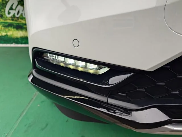 Honda VEZEL E:HEV Z 2025 — миниатюра 4