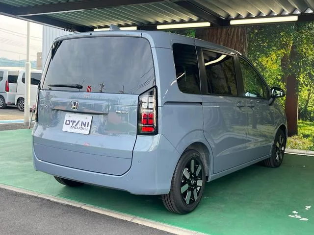 Honda FREED E:HEV AIR EX 2026 — миниатюра 5